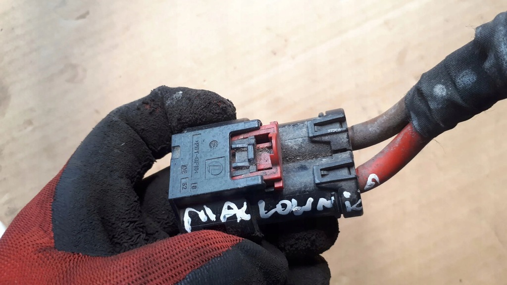 фото №5, A4 b9 8w штекер wentylayorów 4g0906234a a5 8w q5