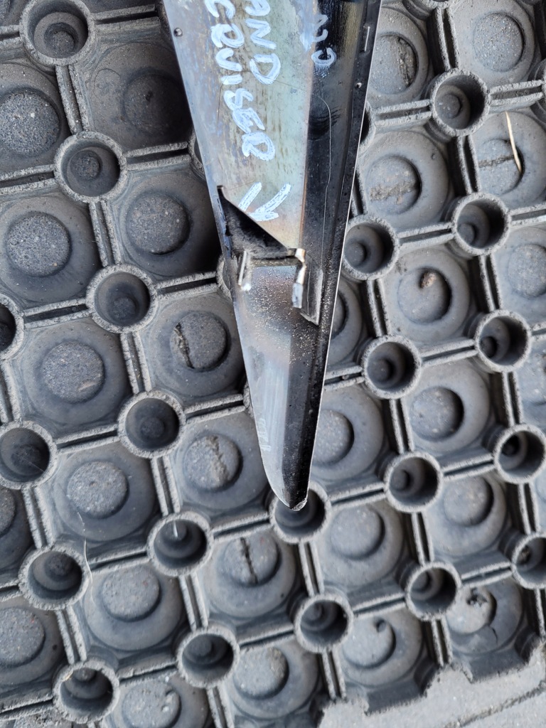 фото №12, Toyota land cruiser j150 молдинг бампера перед левая 53148-60010