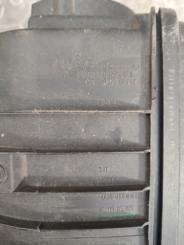 фото №6, Корпус фільтра повітря volkswagen jetta 1k0129607aj 1k0129610b