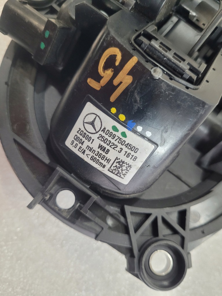 фото №10, Mercedes gle w167 ручка багажника logo емблема