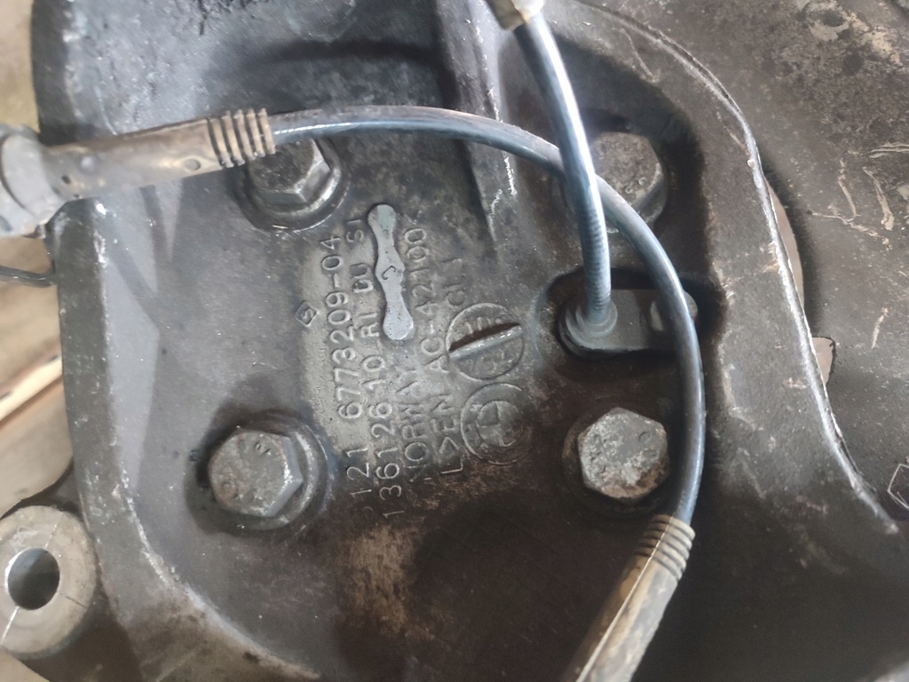 фото №7, Bmw 3 e93 поворотный кулак левый перед 3.0d lift