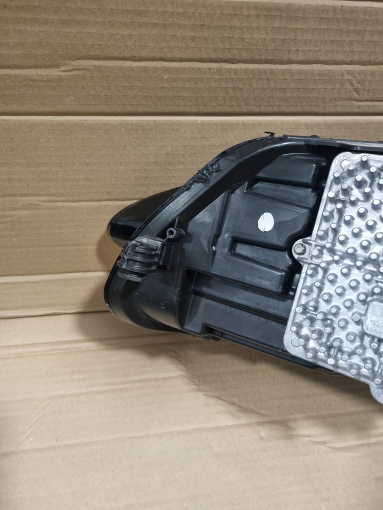 фото №8, Jaguar e-pace лампа права e-pace x540 pixel m9c3-13w029-hc