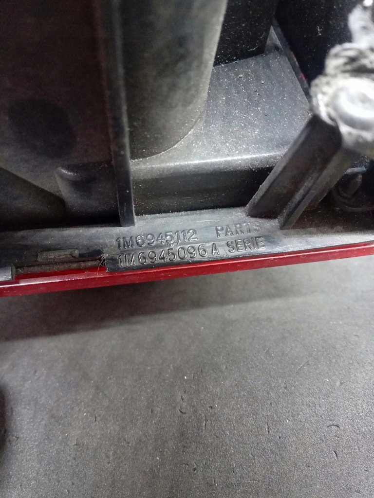 фото №13, Лампа правий задня seat leon i 1m6945096a