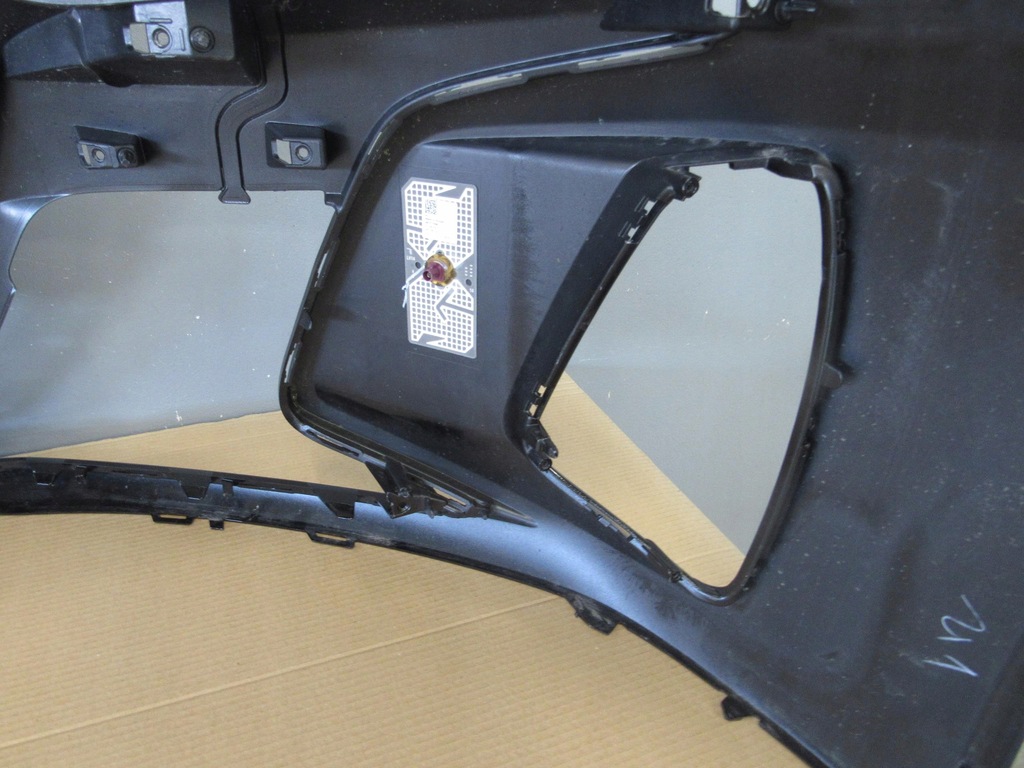 фото №11, Audi e-tron gt бампер перед