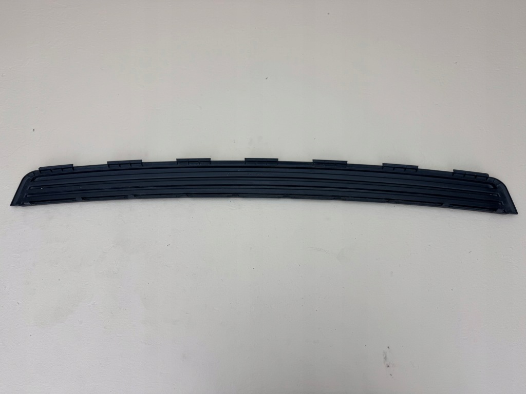 фото №12, Land rover discovery 3 iii молдинг накладка бампера задняя задняя 8h22-17775-aa