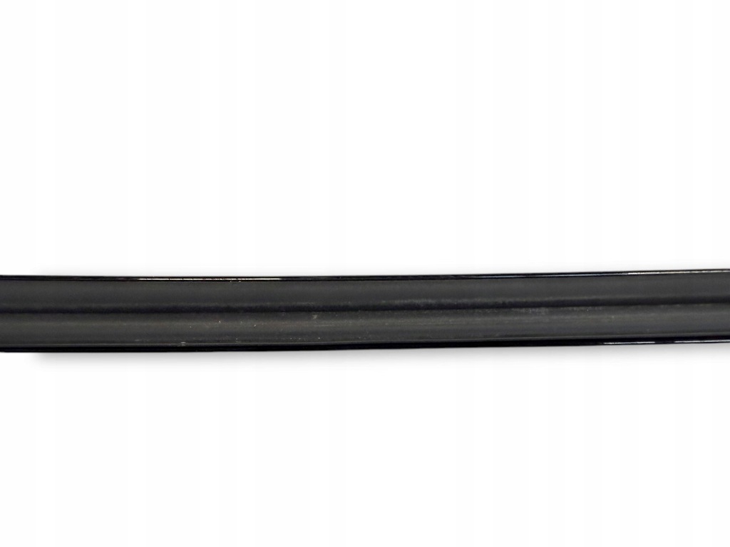 фото №8, Bmw 4 f32 f33 2018 молдинг / прокладка стекло дверь