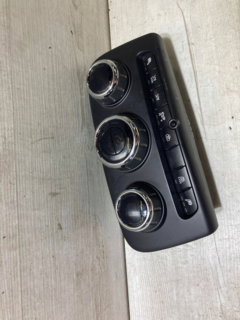 фото №1, Mini clubman f54 2016 панель обдув