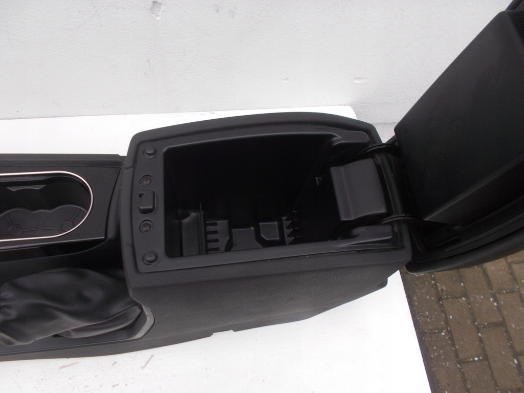 фото №10, Підлокітник кришка важіль ford mondeo mk4