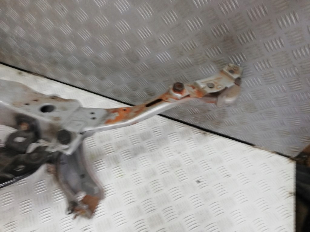 фото №7, Opel mokka pas передний усилитель