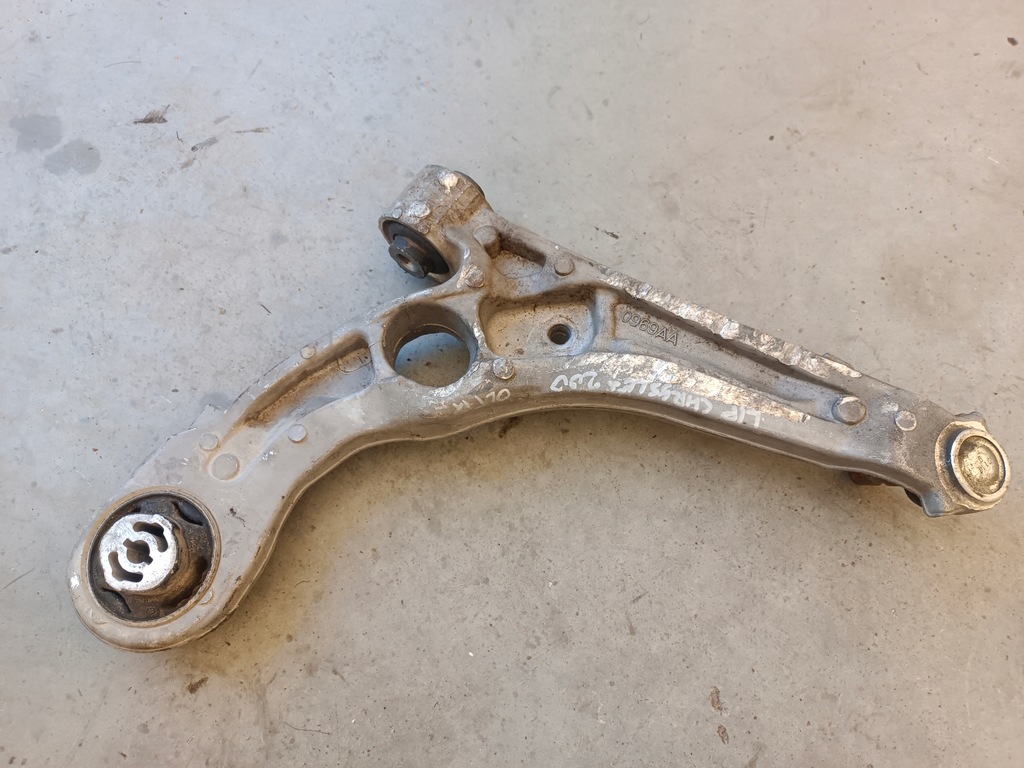 фото №9, Chrysler 200 15- рычаг перед левый правый 2.4 usa