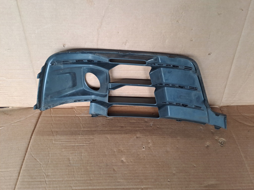 Audi q7 s line решітка бампера pod радар перед Ціна