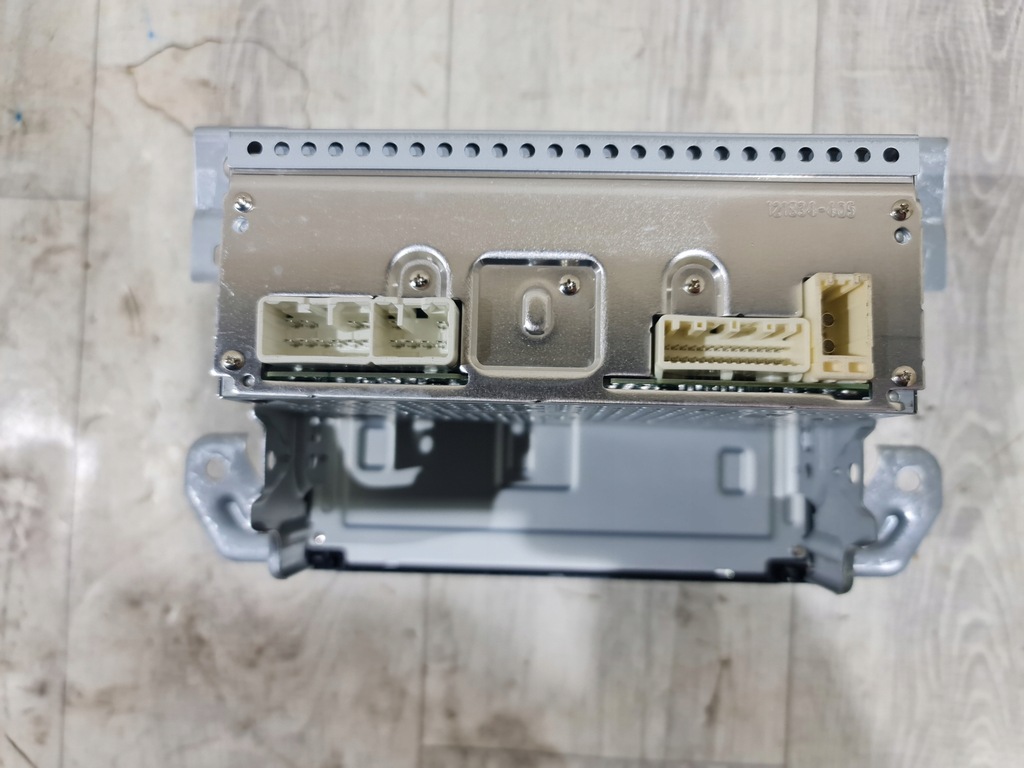 фото №3, Toyota hilux viii 15- радио заводской cd