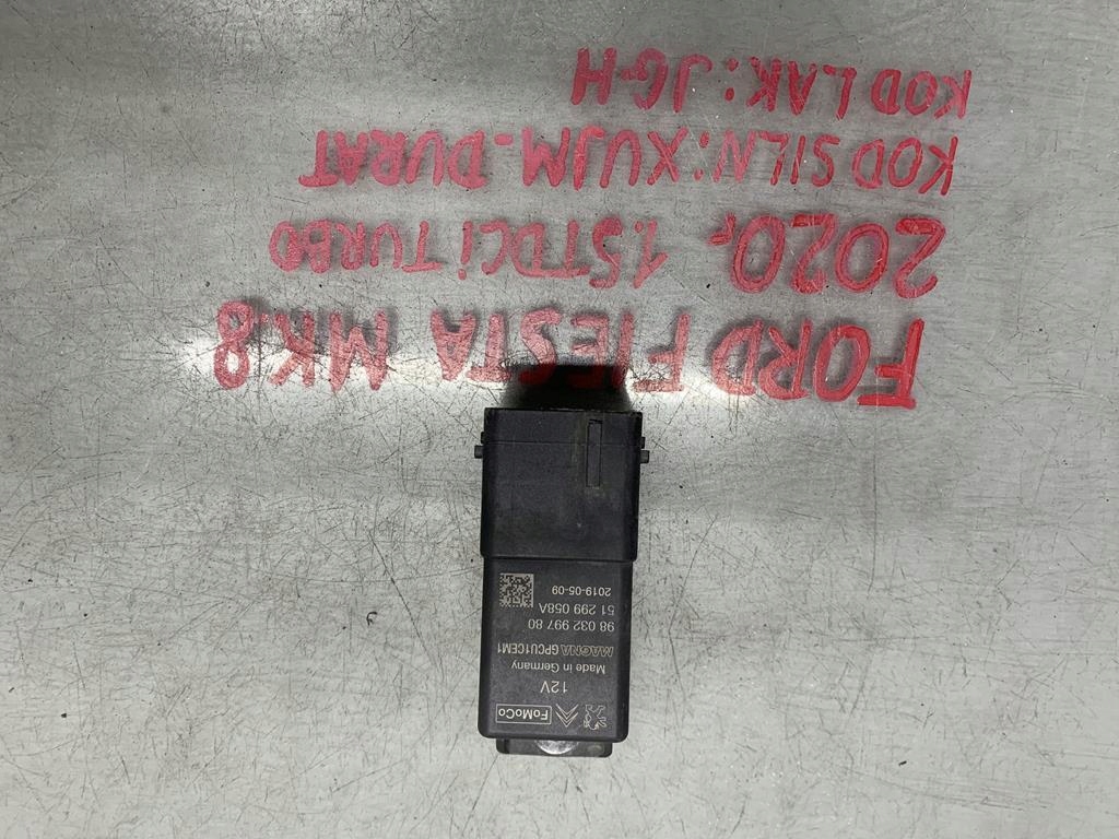 фото №1, Реле свеча ford focus mk3 9803299780