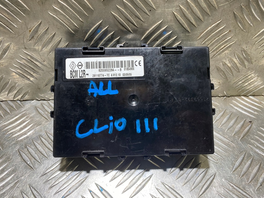 Купить Renault clio 3 модуль bcm 8200652284-b