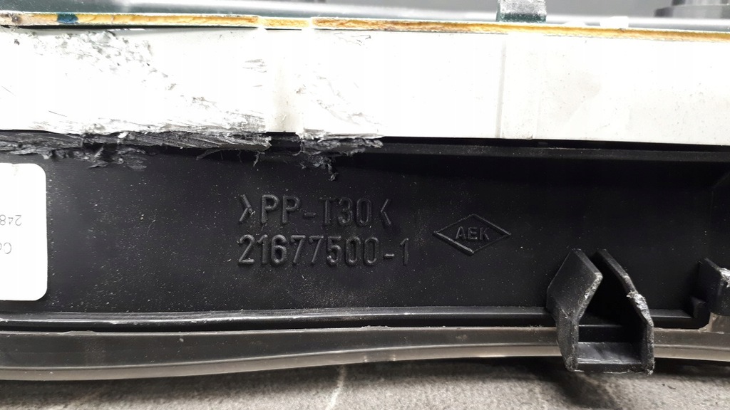 фото №10, 21677500 приборная панель счетчик dacia logan 1.4