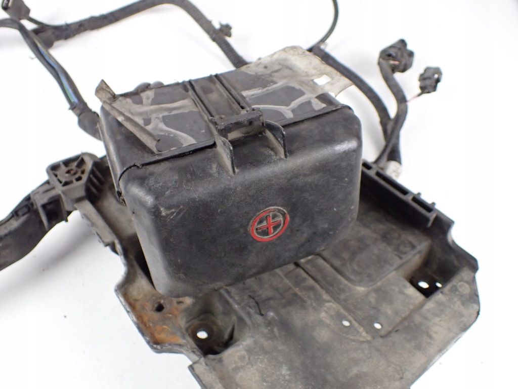 фото №9, Клемма плюсовая автоматическая коробка передач 150a hyundai i40 1.7 crdi kombi europa 91971-3z094