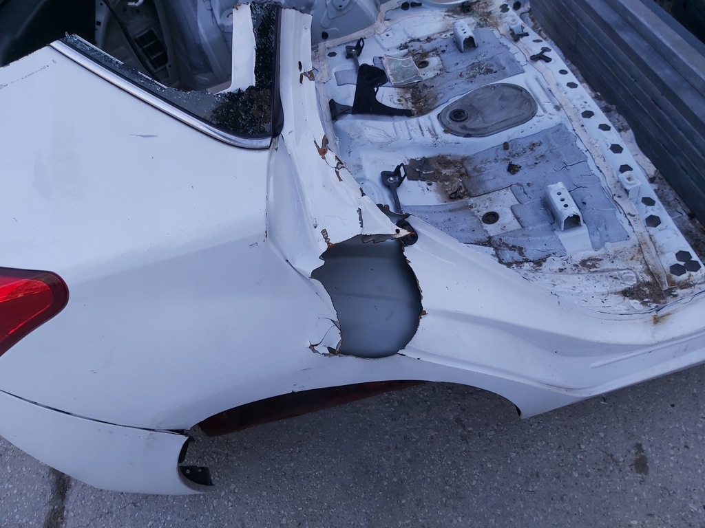 фото №6, Toyota auris ii kompletny задня бампер кришка багажника чверть pas задній піддон лампа