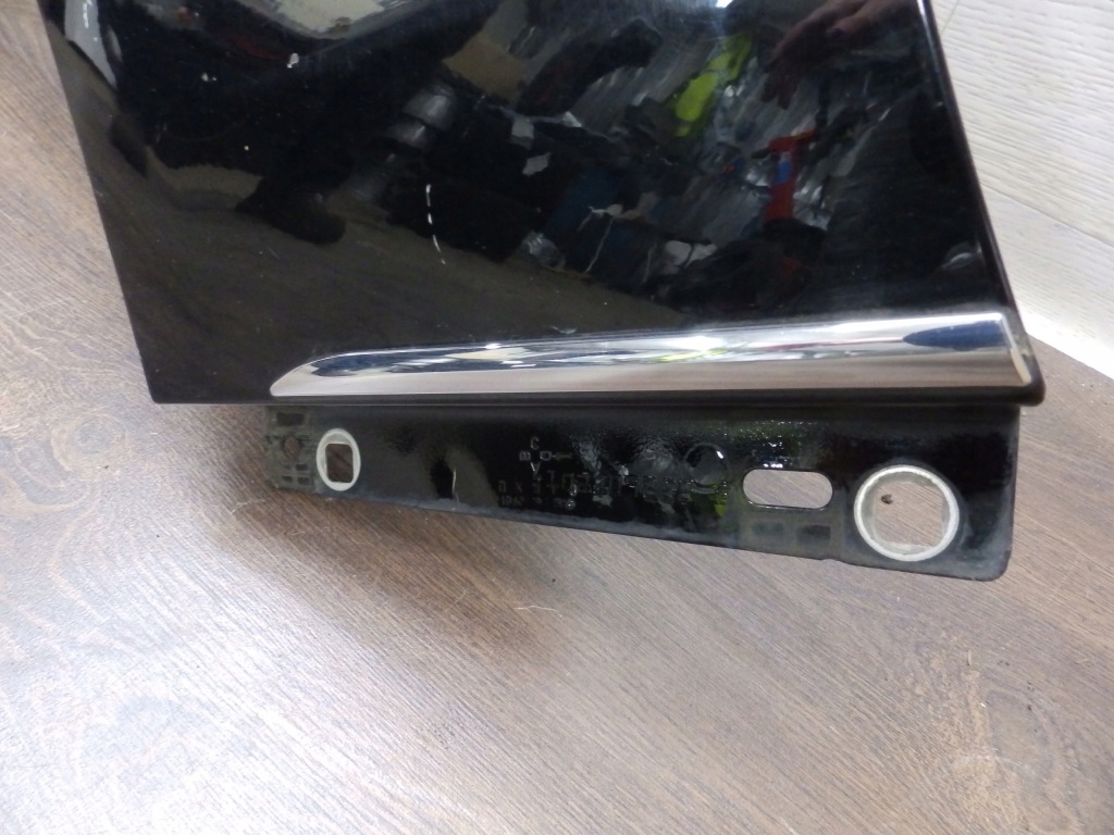 Крыло  передний левое  mercedes e-klasa a212 Недорого