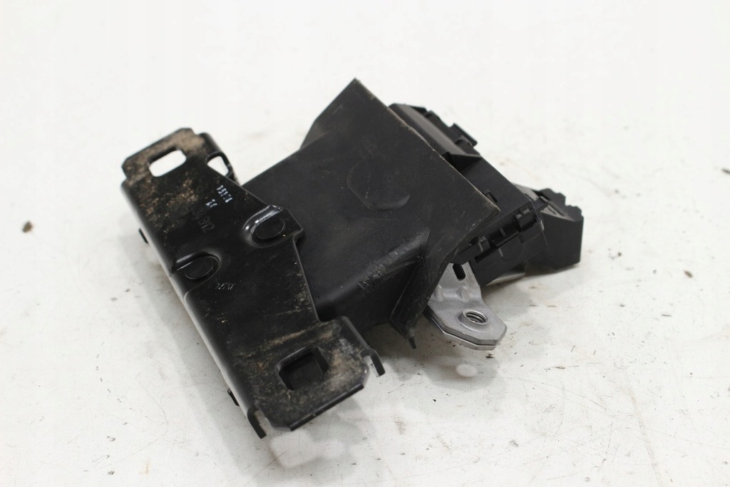 фото №9, Замок кришки задня 31335045 volvo s60 ii