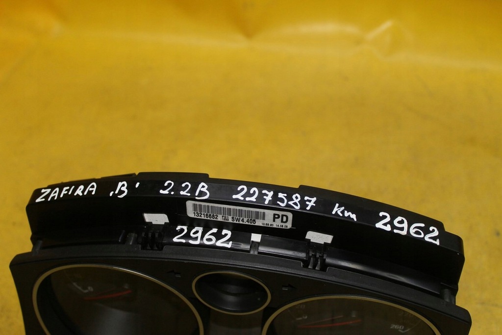 фото №9, Лічильник приладова панель 13216682pd 2.2 b zafira b astra h