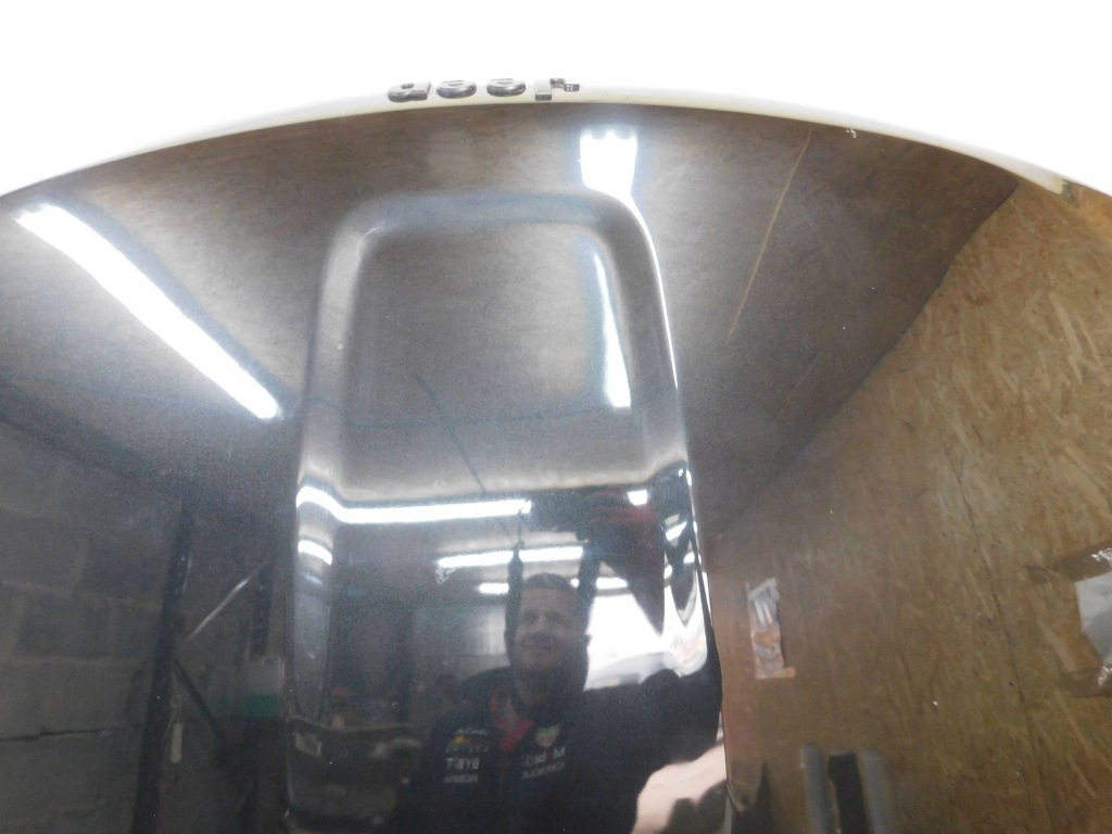 Капот крышка двигателя jeep grand cherokee 17- в Украине