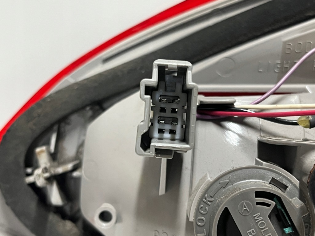 Ford focus mk3 11-14 фара ліва задній led w кришці  універсал Київ