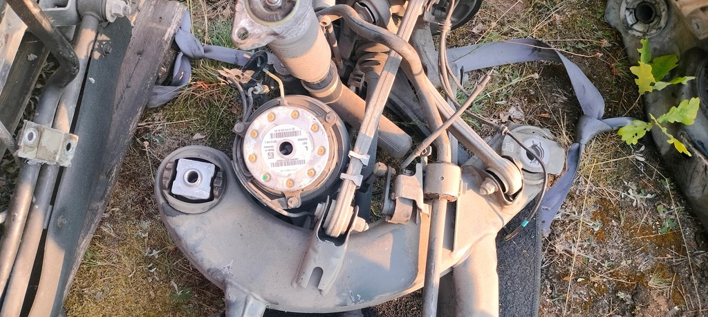 фото №9, Oś балка подрамник мост tylnykomplet mercedes e w213