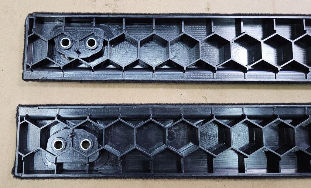 Накладки заглушки обшивка багажника maserati grecale m182 670197317 Зі Шроту