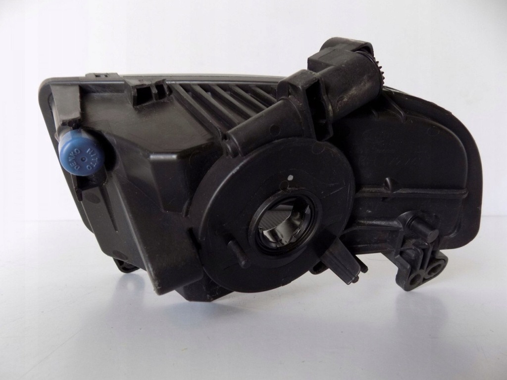 фото №5, Audi a4 b8 lift - противотуманная фара правый - 5111