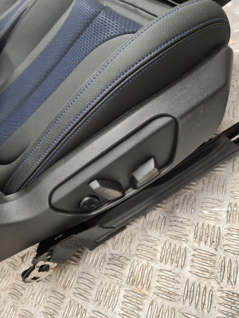 фото №5, Bmw f39 x2 середина сиденья заднее сиденье туннель обшивки обивка