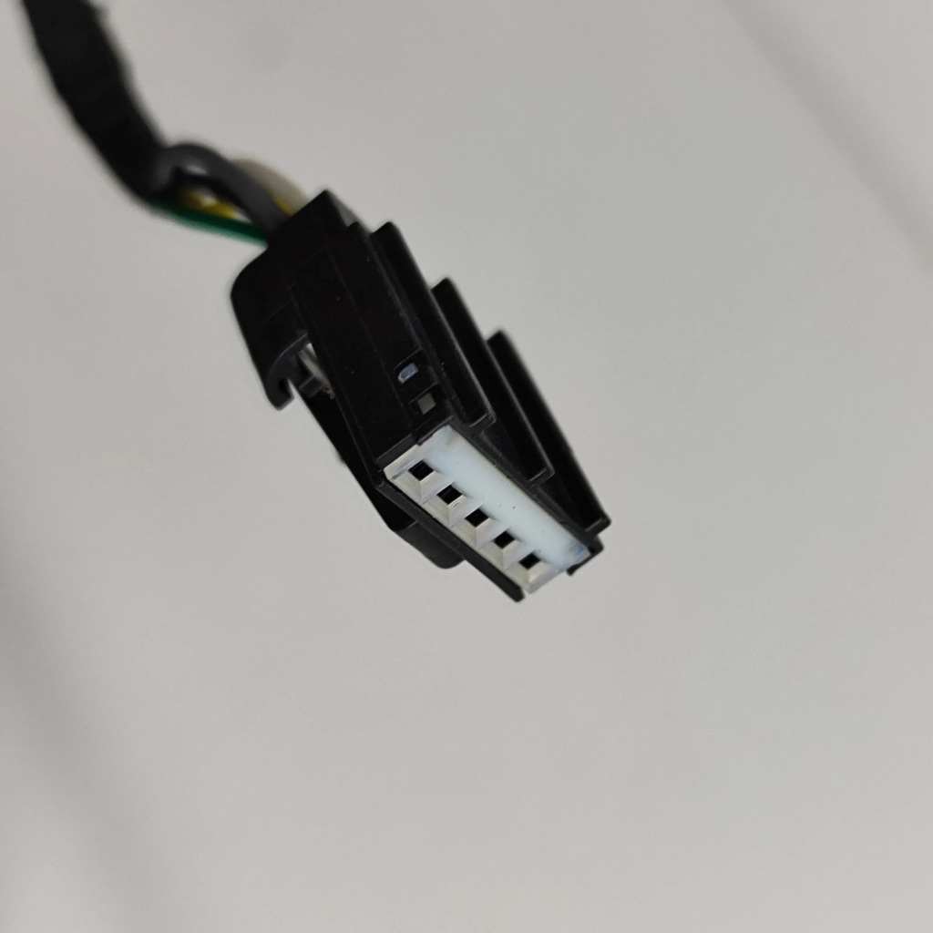 фото №7, Ford mustang mach-e 2023 зеркало заднего вида