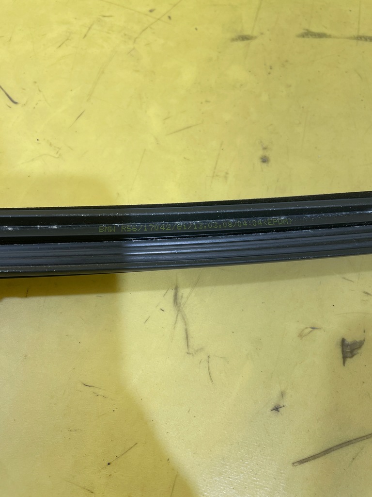 фото №3, Mini clubman r55 - прокладка стекло - левый перед