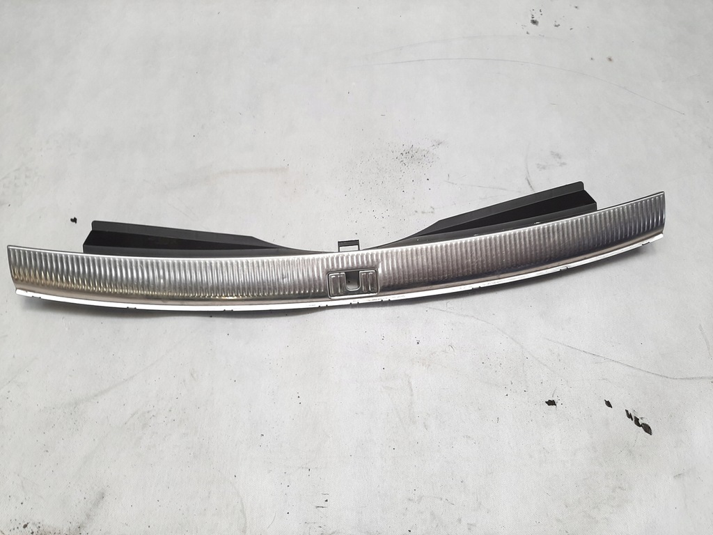 фото №1, Audi q7 защита порог багажника 4l0864483