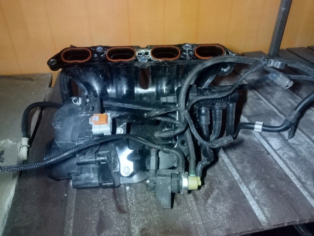 фото №1, Колектор всмоктуючий citroën c4 grand picasso ii 89846 27125256 1.6l бензиновий