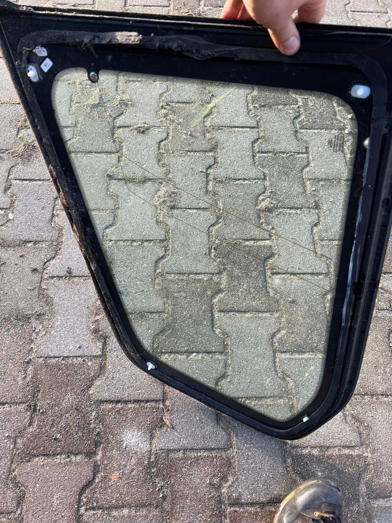 фото №4, Стекло кузовная левый задняя ford galaxy mk4 17rok