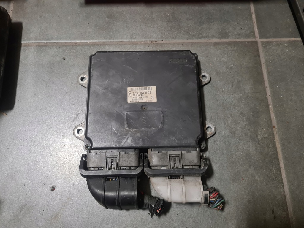 фото №1, Бортовий комп'ютер двигуна a1351501979 colt forfour 1.3