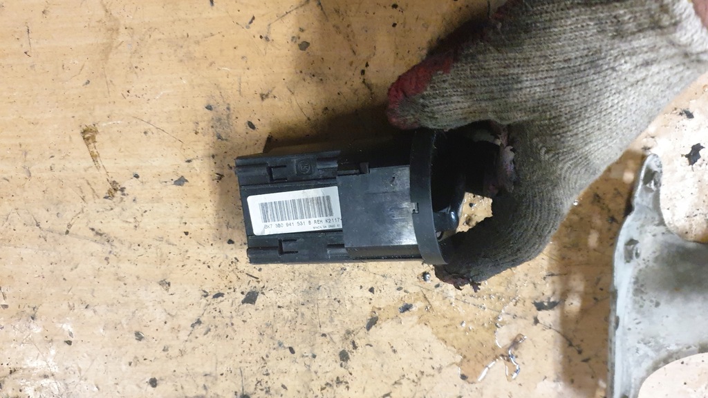 фото №1, Skoda praktik roomster fabia ii переключатель света