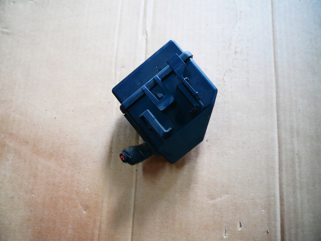 фото №2, Mini r56 r55 r57 r60 r61 коробка реле реле 2755704 8373700