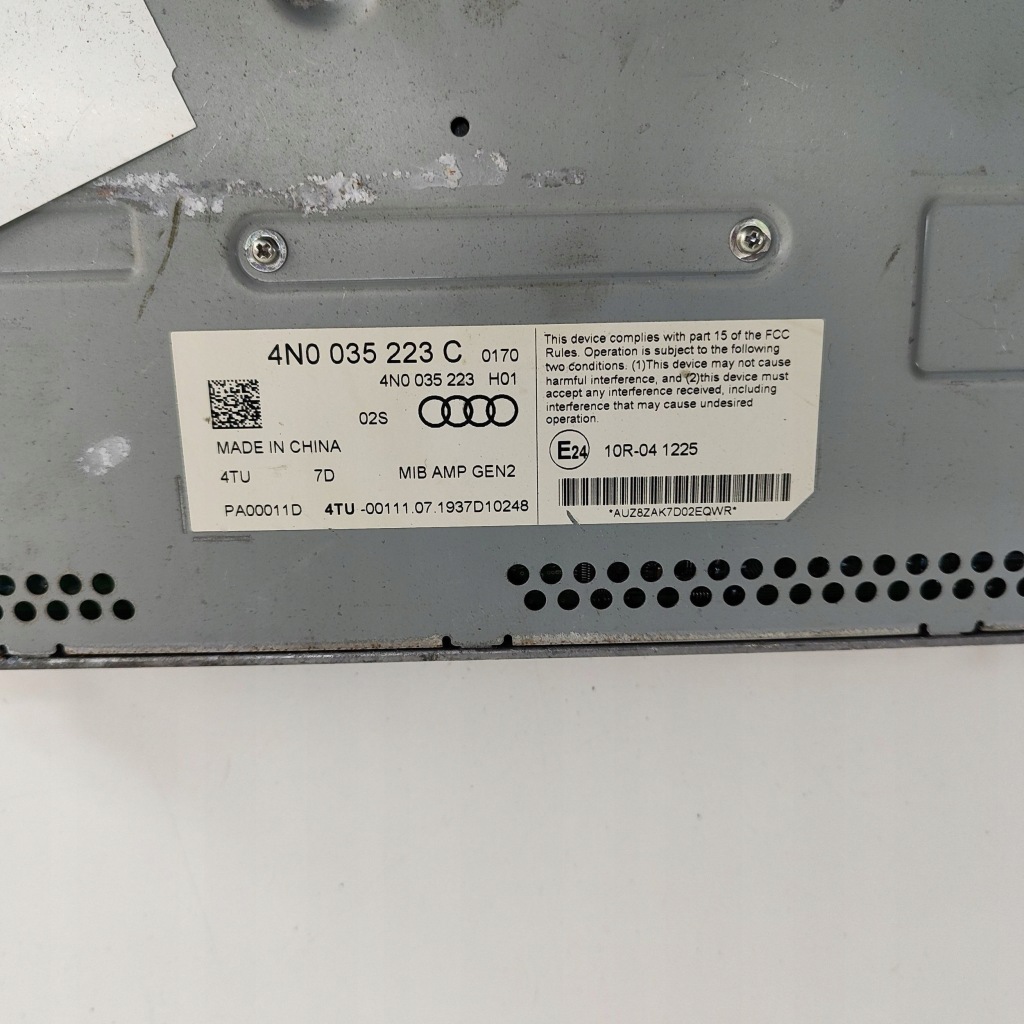 Audi e-tron 2019 підсилювач аудіо Зі Шроту