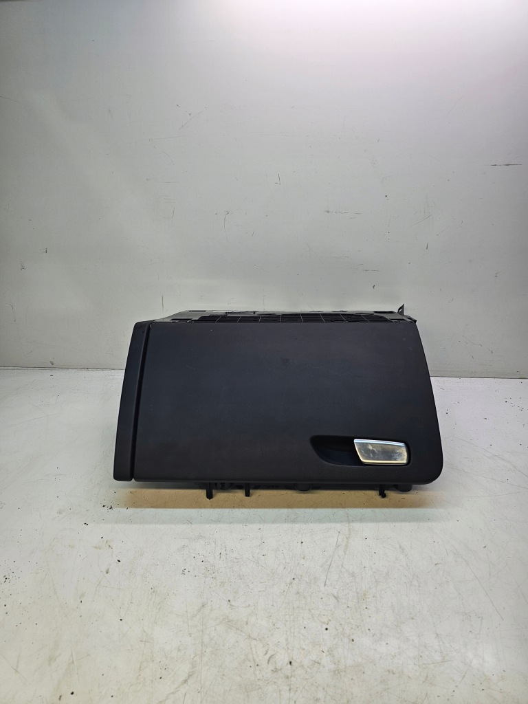 фото №1, Бардачок пассажира audi q5 8r 8r1857035d 6ps