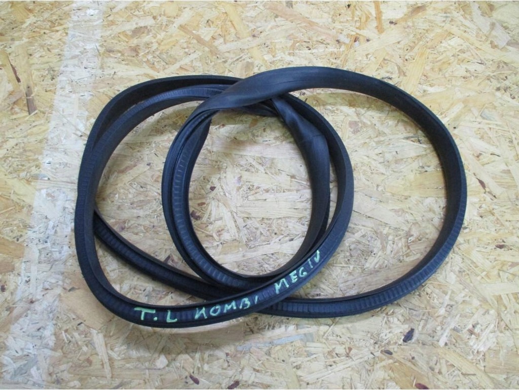 фото №1, Renault megane iv kombi прокладка дверь левая задняя