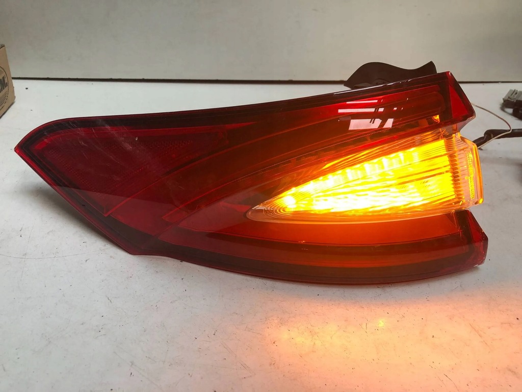 фото №11, Лампа задняя левый maserati levante 2019