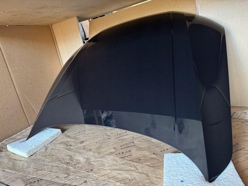 Audi a8 d4 рестайлінг  капот кришка двигуна оригінал  lz9y 2015 r Доставка