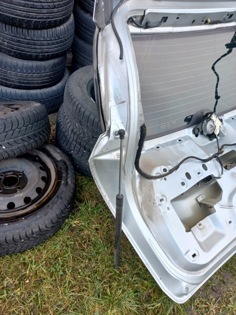 фото №13, Комплектна кришка багажника задня задня багажника peugeot 308 i 1 t7 kombi 2007- ezrc