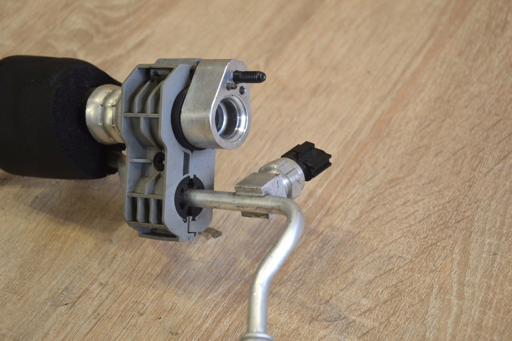 фото №4, Шланг кондиционера kia stinger 2.2 crdi