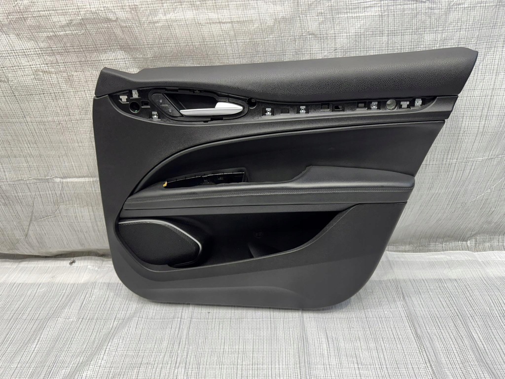 фото №1, Обшивка двері передній правий alfa romeo stelvio 5525-boczek. p.p