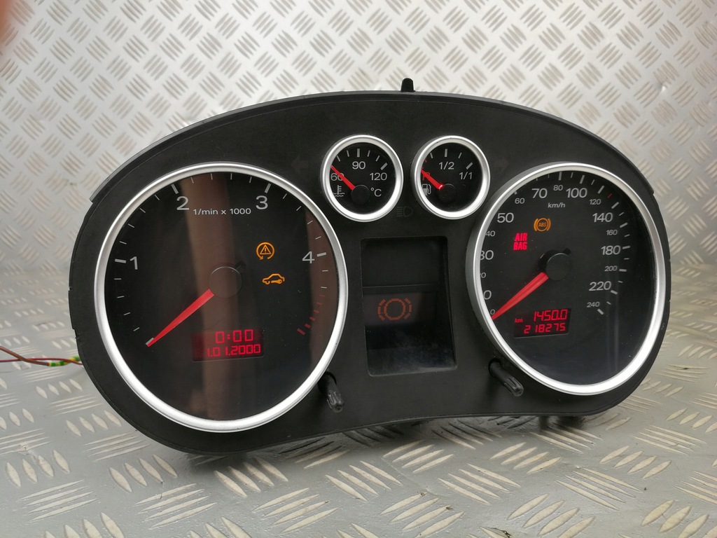 фото №10, 8z0920900m счетчик приборы дисплей półfis audi a2 1,4 tdi europa