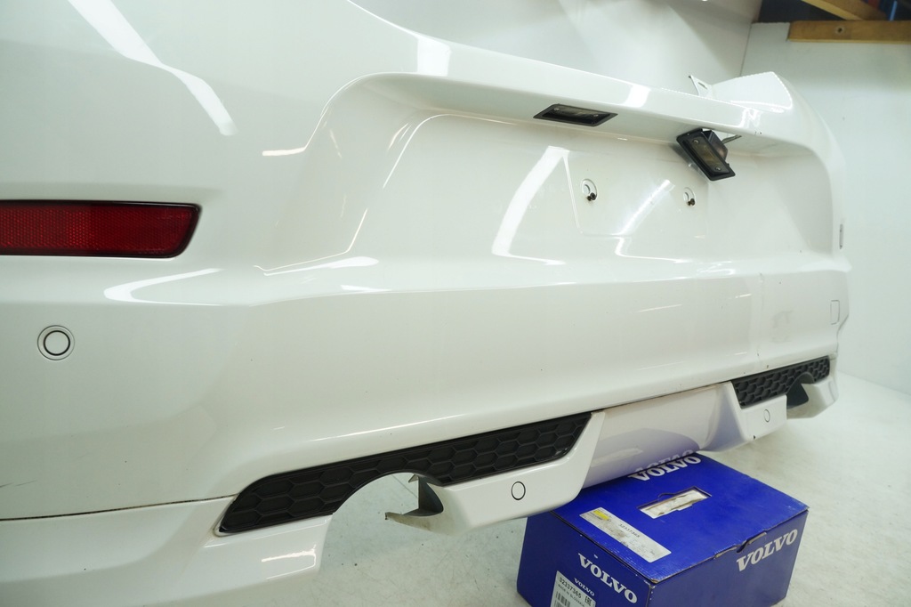 фото №6, Volvo c30 бампер задняя задний 614-26 r design