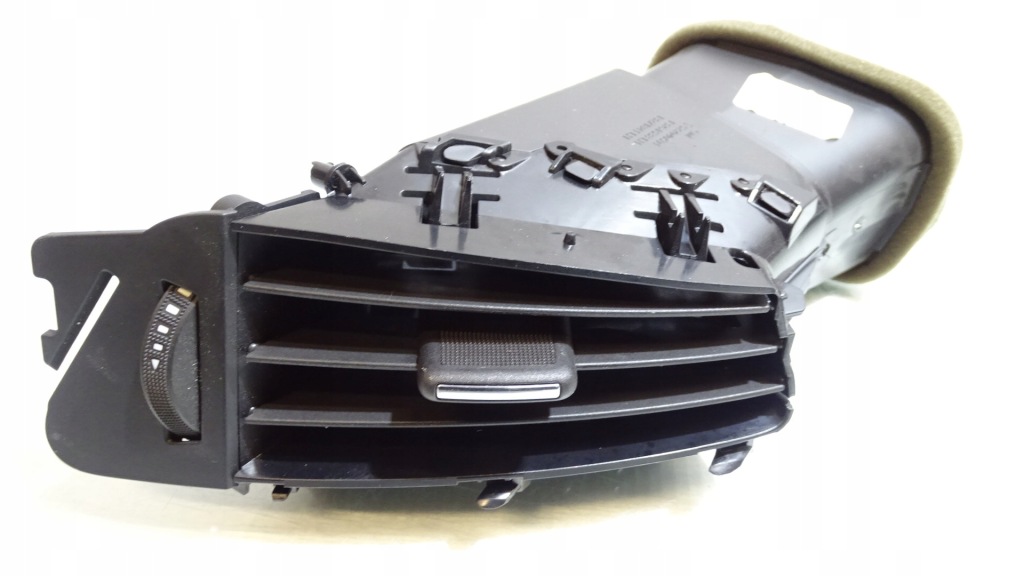 Купити Opel astra j форсунки / ґрати обдув панелі приладової панелі