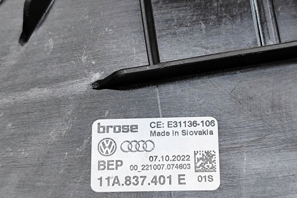 фото №6, Volkswagen id.4 e21 підйомник скло двері передніх лівих 11a837401e 26809